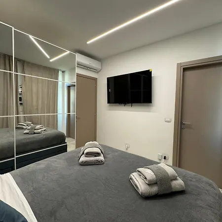 דירה Pinelli 66 Luxury Accomodation