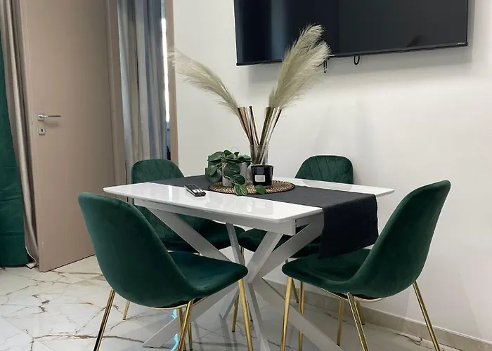 Apartment Pinelli 66 Luxury Accomodation Turin
